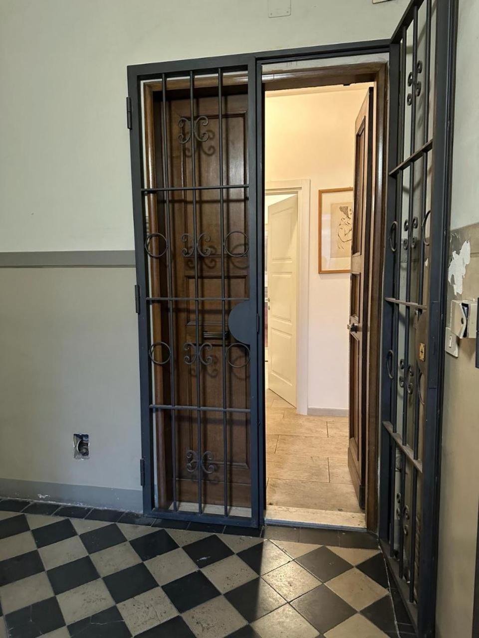 De' Servi Studio Al Duomo - A Hidden Nest In Downtown Firenze Esterno foto